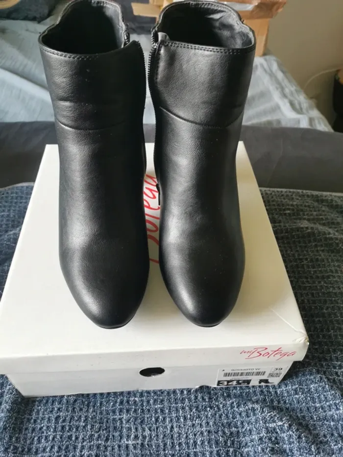 Bottines Taille 39 - photo numéro 2