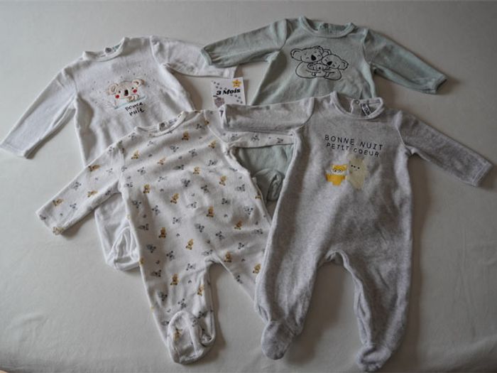 Lot de 4 Pyjamas velours fantaisies 3 mois