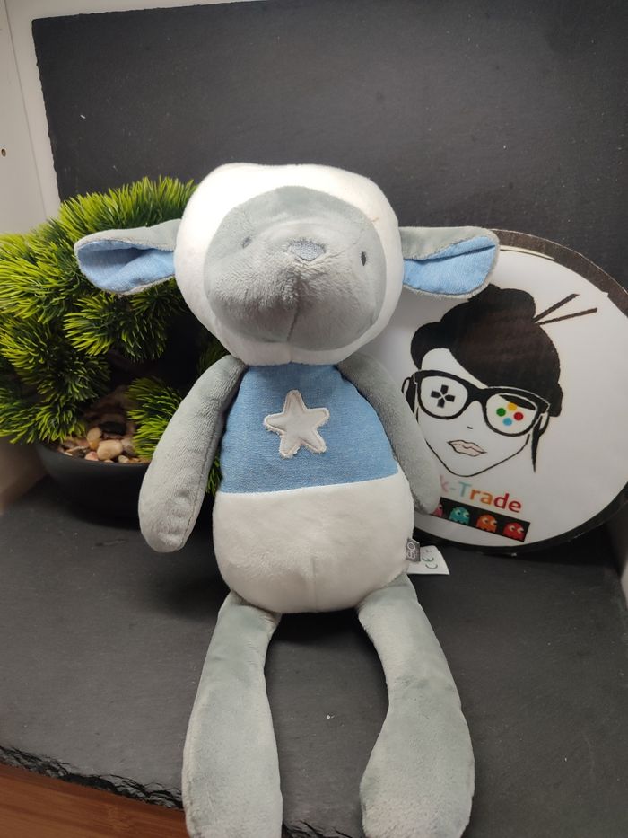 PE00269 Doudou mouton agneau blanc gris bleu étoile peluche Okaïdi Pantin