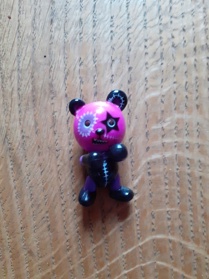 🎀 Ours Barbie rock tatoo punk gothique