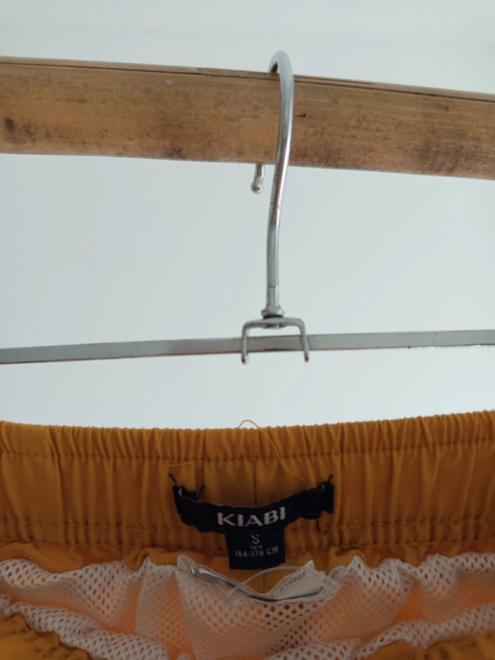 Short de bain jaune moutarde taille S / 16 ans - photo numéro 2