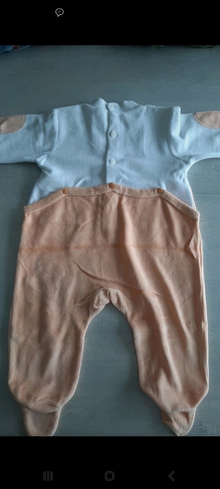 Lot pyjama 6 mois - photo numéro 8