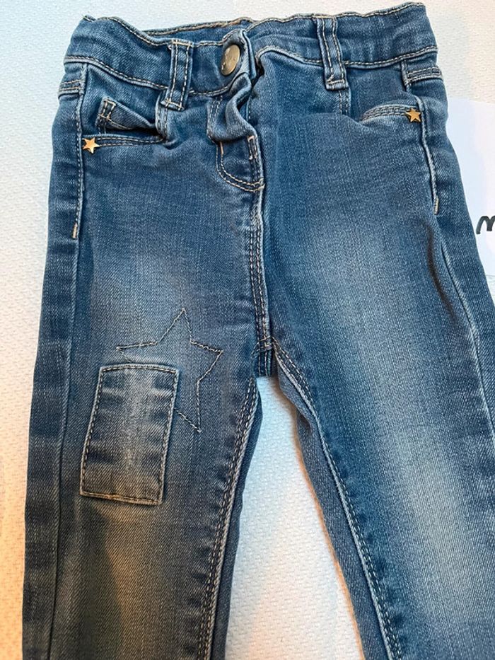 Jean Tape à l’œil 9 mois très bon état - photo numéro 2