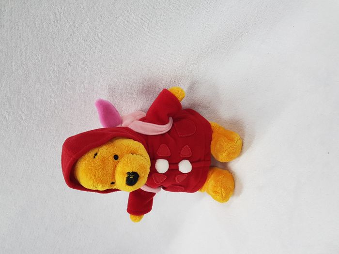 Peluche winnie avec sac à dos porcinet Disneyland - photo numéro 3