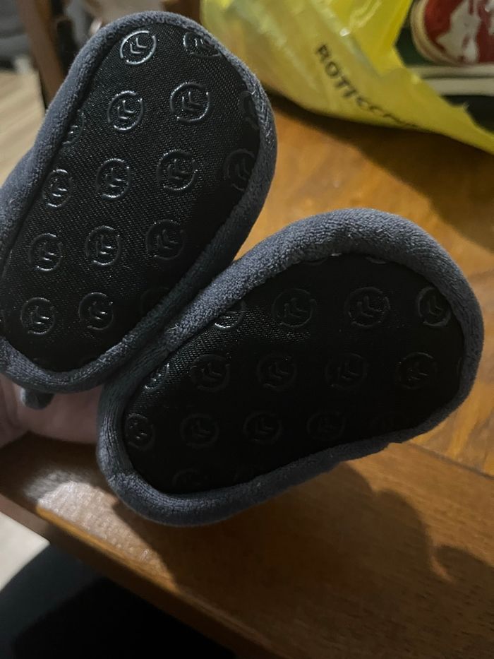 Chausson garçon taille 15/16 Isotoner - photo numéro 3