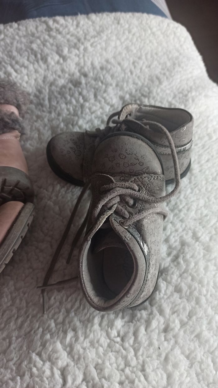 Lot chaussures filles - photo numéro 2