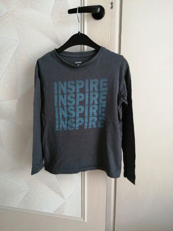 Tee-shirt anthracite impression bleu manches longues 8 ans