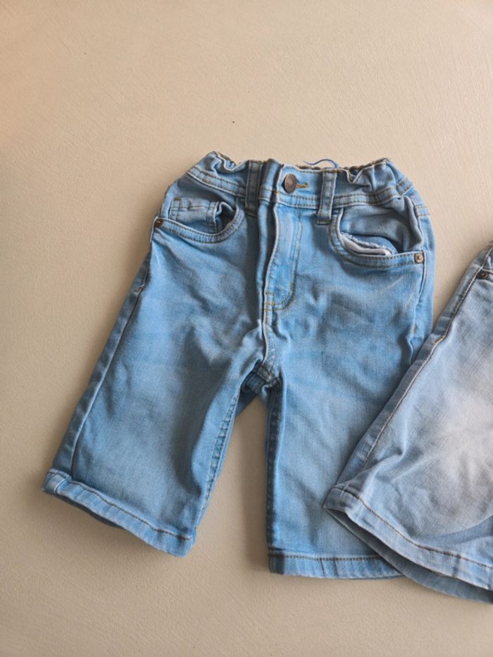 Lot de 2 shorts jean 4/5ans - photo numéro 3