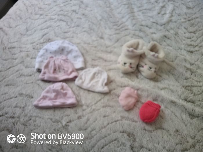 Bonnets chaussons et gants bébé