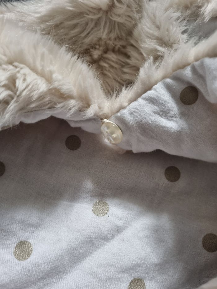 Veste sans manches fausse fourrure crème 3ans - photo numéro 4