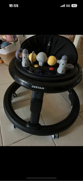 Trotteur déambulateur bébé Deryan
