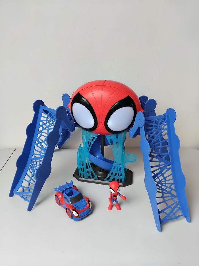 SPIDEY Voiture et Quartier Général Sonore 🕸 - photo numéro 5