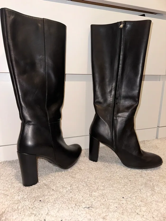 Bottes - photo numéro 2