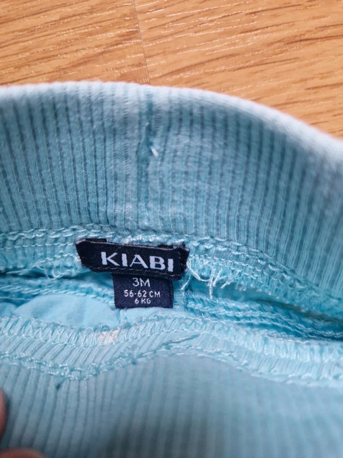 Short 3 mois - photo numéro 2