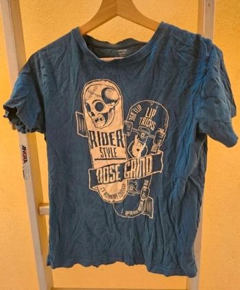 T-shirt manche courte bleu crane avec skate Kiabi