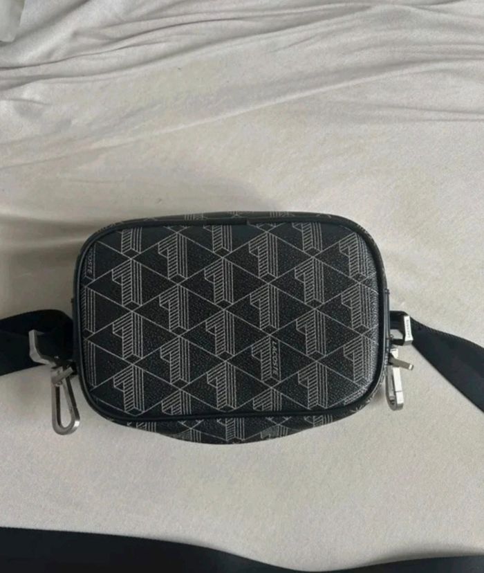 Sacoche Lacoste - photo numéro 2