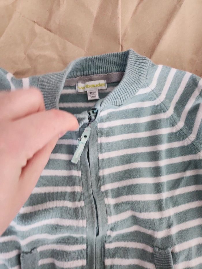 Lot 3 shorts 1 gilet - photo numéro 3