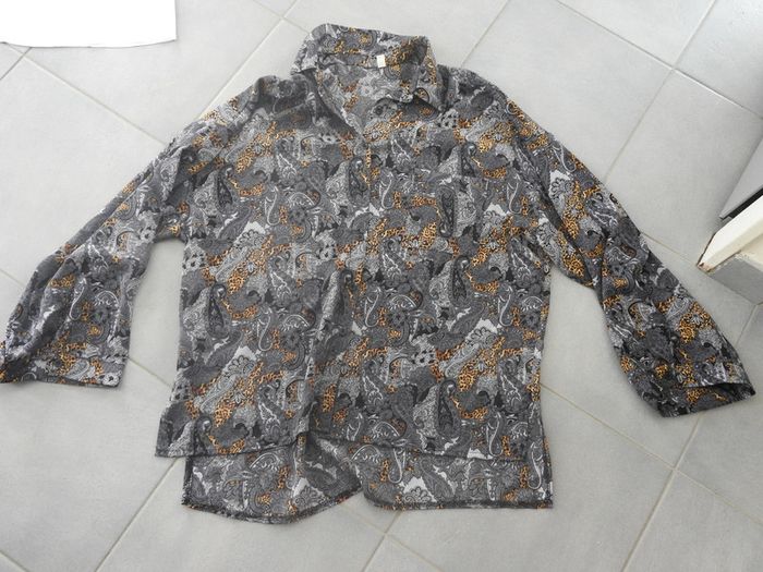 chemise large