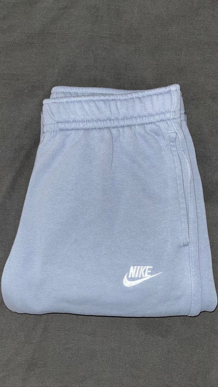 Lot de 4 jogging Nike Bleu/Rouge/Gris/Noir