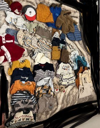 Lot vêtement bébé