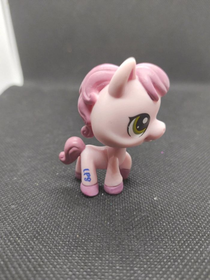 my Littlest Petshop LPS horse cheval 1331 #geektradelpscheval - photo numéro 3