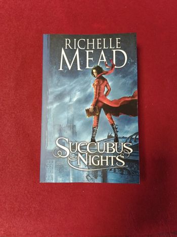 Succubus nights " Richelle Mead "