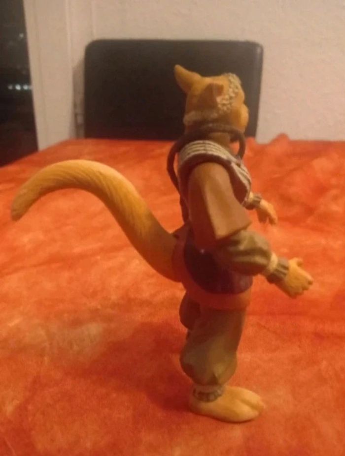 Figurine kangourou Warrior Ninja vintage de 96 - photo numéro 6