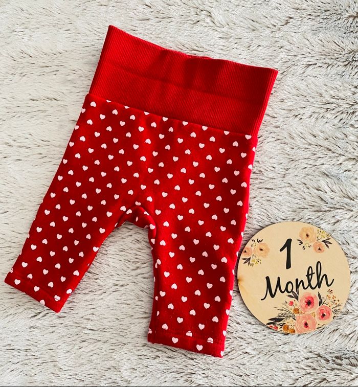 Legging épais coeur rouge 1 mois C&A Baby