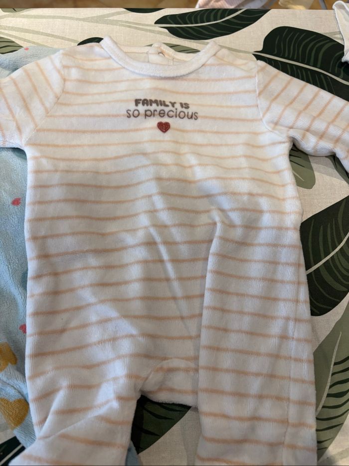 Lot pyjamas - photo numéro 8