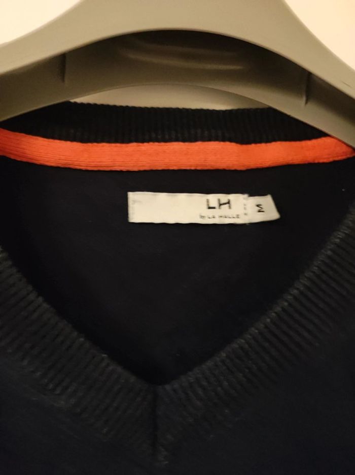 Lot de 3 pulls légers col V bon état taille M/L - photo numéro 4