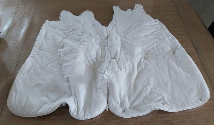 Gigoteuse fille 0/6mois en bon état - photo numéro 4