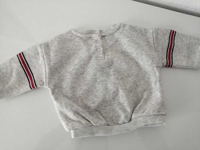 Sweat 3 mois - photo numéro 7