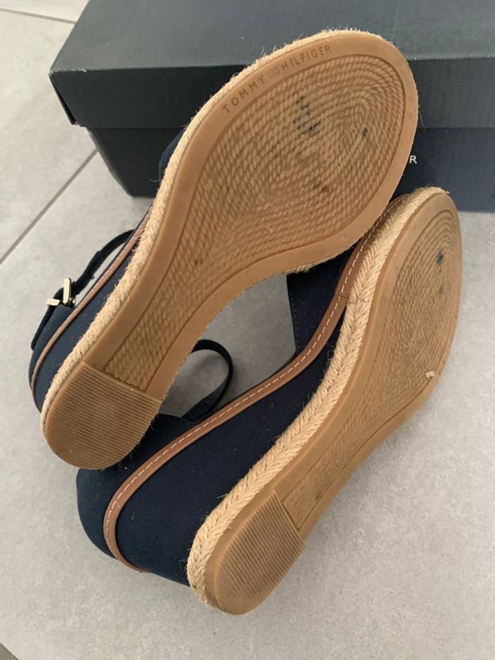 Jolies chaussures compensées Tommy Hilfiger taille 37 - photo numéro 8