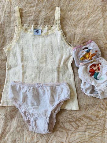 Lot sous vêtements débardeur + culottes T3ans