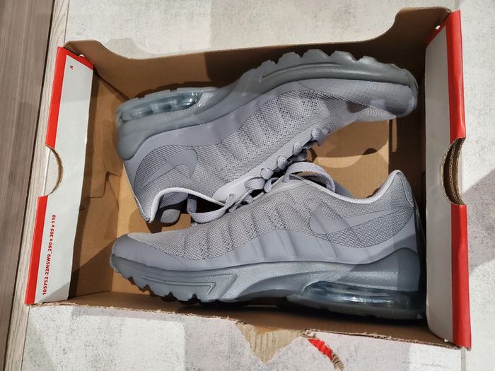 Basket Nike Air Max 38,5 Neuve - photo numéro 7