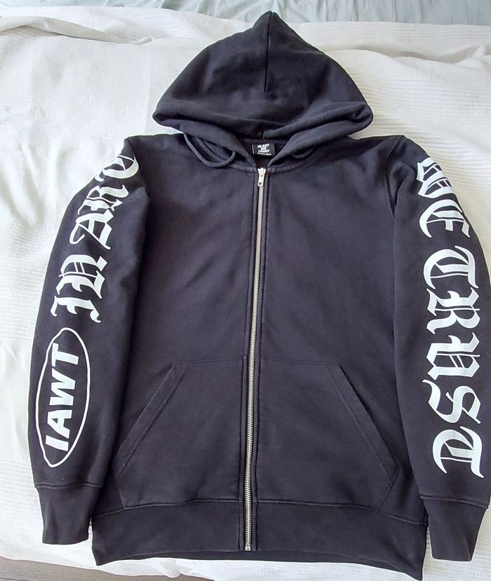 Sweat-shirts