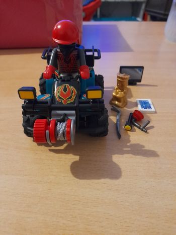 Quad avec bandit playmobil
