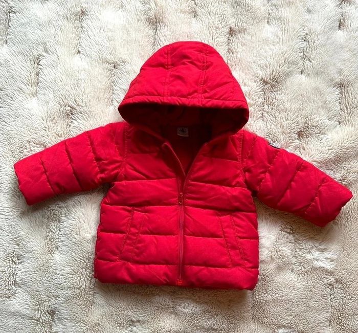 Veste doudoune rouge pour enfant, taille 6 mois - Petit Bateau - photo numéro 4