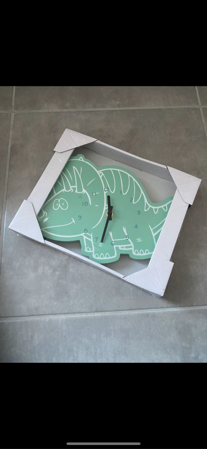 Horloge Dinosaure Tricératops
