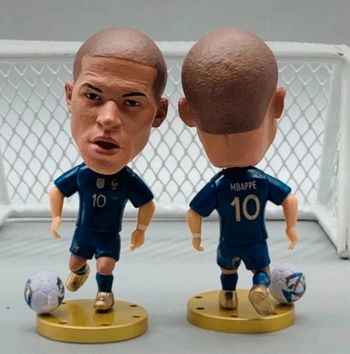 Petite figurine foot neuve Kylian m'bappé équipe de France