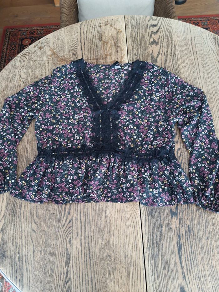Jolie Blouse noir fleuries H&M eur 46 - photo numéro 12