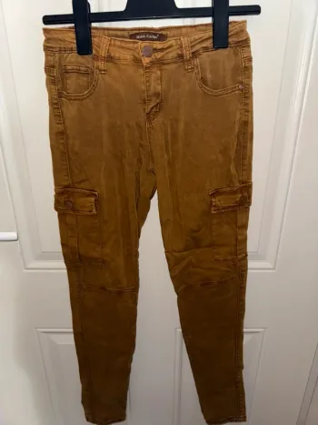 Pantalon cargo Marque Nina Carter taille M