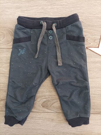 Pantalon 12 mois in extenso