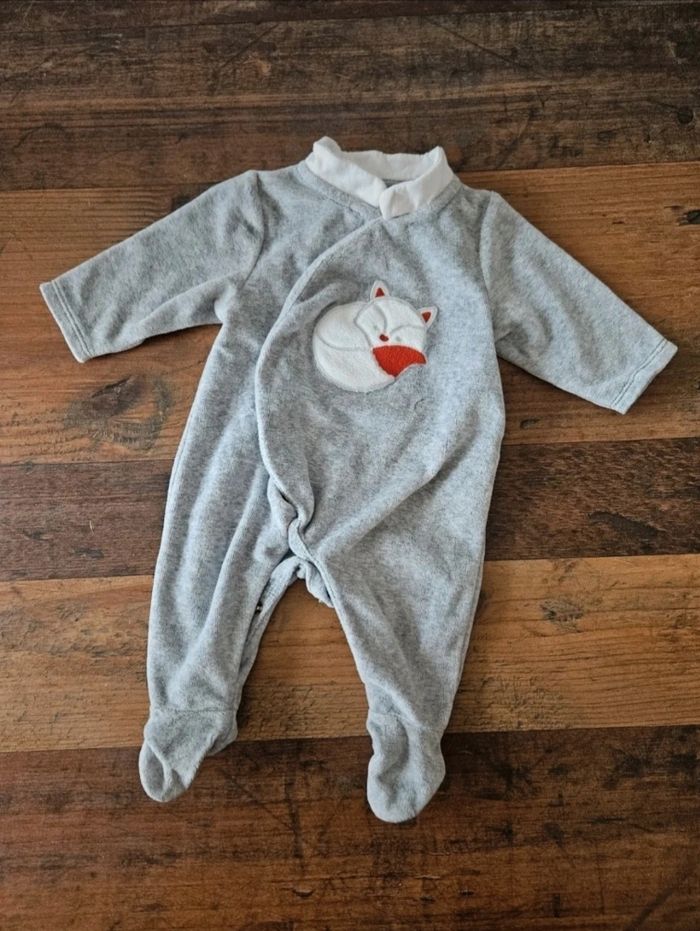 Pyjama 1mois - photo numéro 2