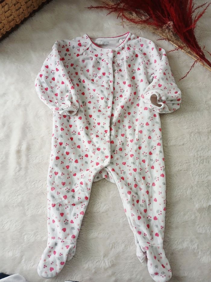 Lot de pyjamas hiver 9/12 mois - photo numéro 2