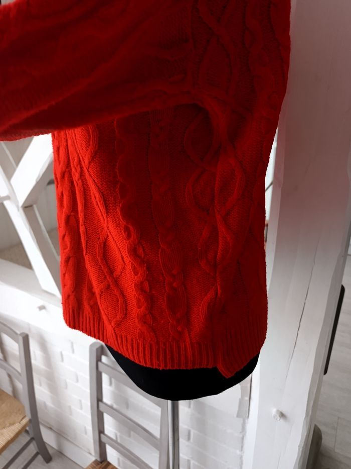 Pull rouge - photo numéro 4