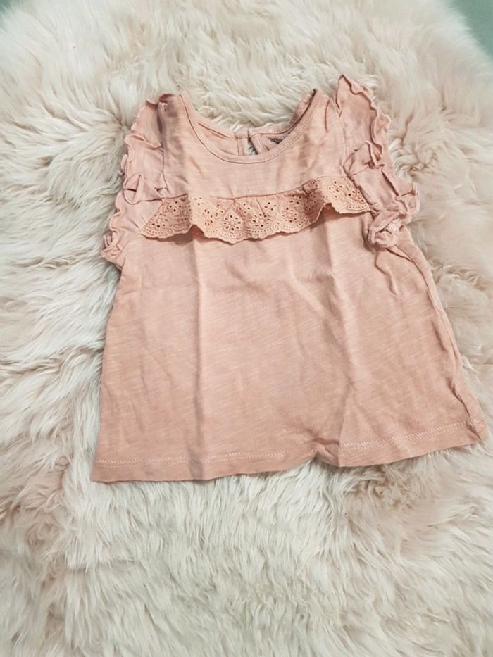 Tee-shirt broderie rose