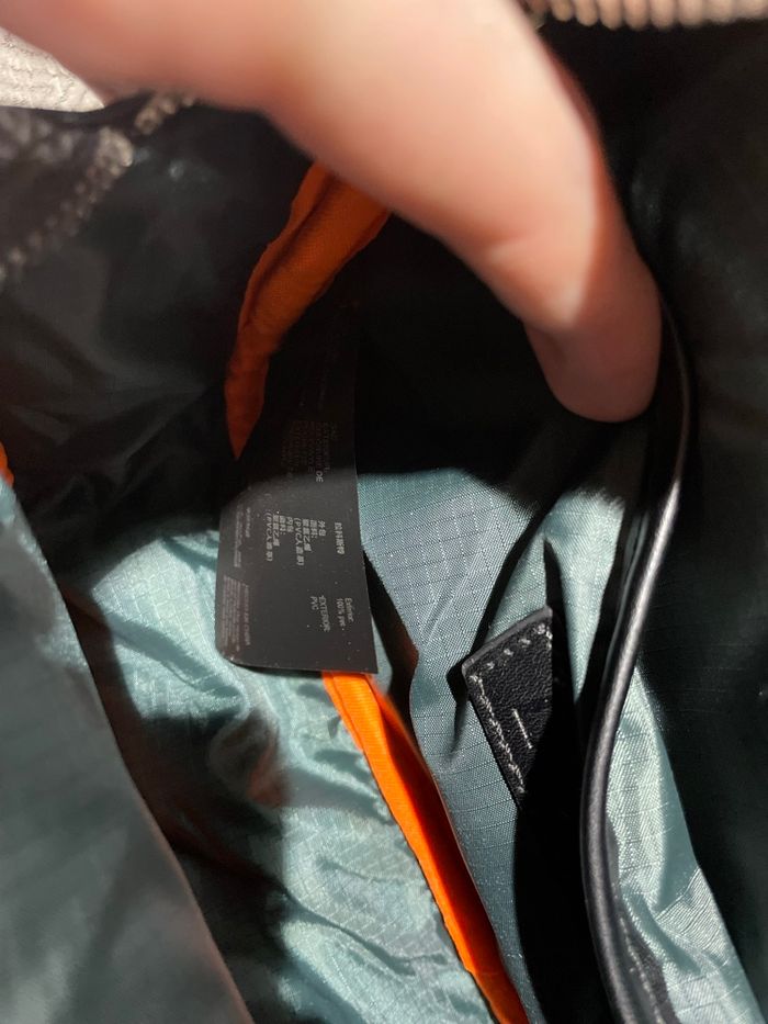 Sacoche Lacoste - photo numéro 7