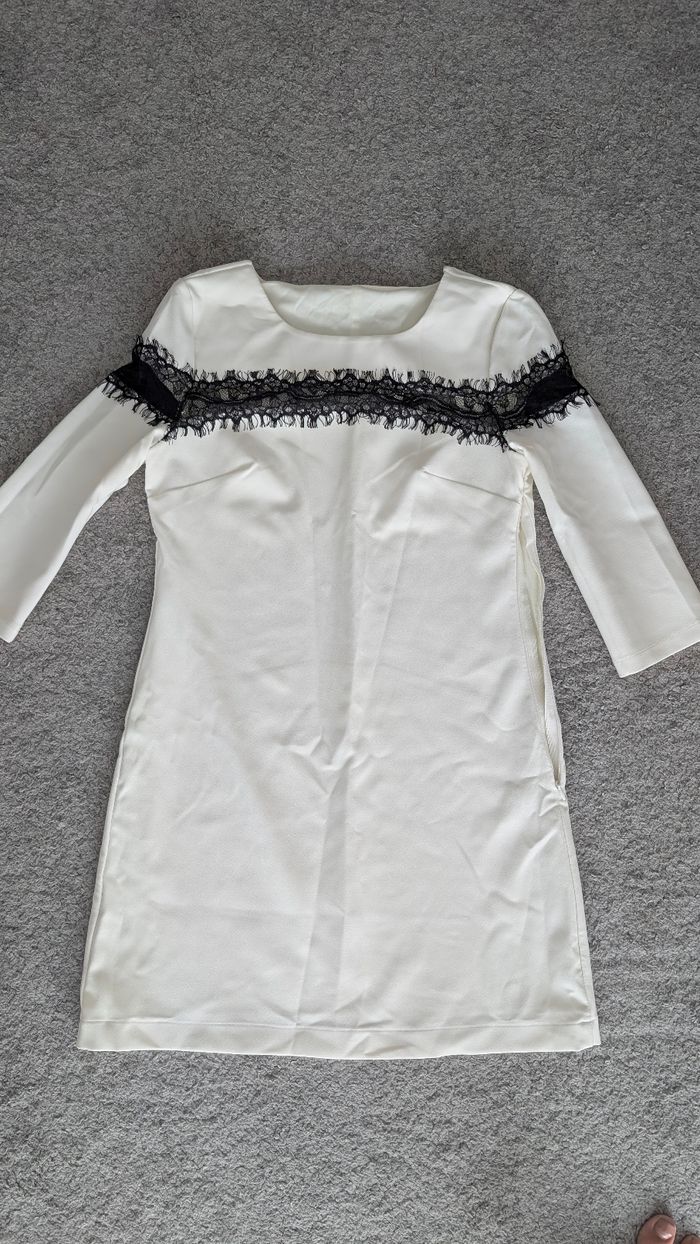 Jolie robe élégante de soirée
