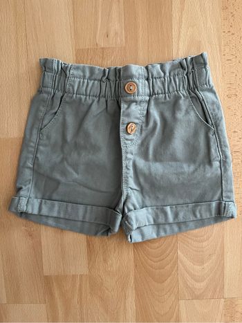 Short vert kaki Vertbaudet fille 18mois TBE